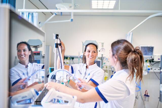 Neonatologieverpleegkundige uitleg opleiding